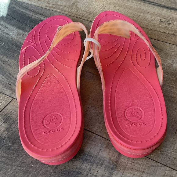 NWOT Crocs 203136 Rio Thong Flip Flops Comfort Sandals Coral Pink Leopard Sz 7 - Picture 9 of 11